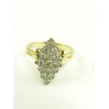 A DIAMOND PAVE SET NAVETTE CLUSTER RING IN GOLD, 5.2G