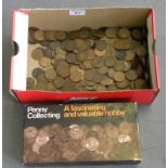 COINS.  A LARGE QUANTITY OF PRE DECIMAL PENNIES, VICTORIAN-ERII