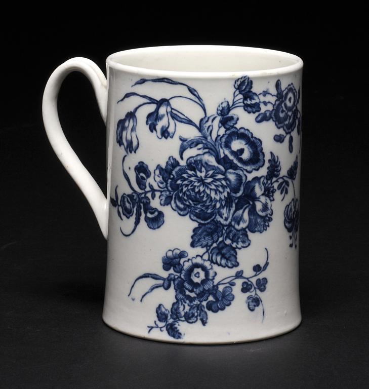 TWO CAUGHLEY BLUE AND WHITE MUGS, C1775-79 printed with the Cabbage Rose Sprays or Three Flowers - Image 2 of 2