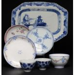 A MACHIN TEA BOWL AND SAUCER, C1810 AND FIVE ITEMS OF CHINESE EXPORT PORCELAIN, LATE 18TH AND 19TH C
