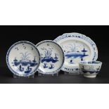 FOUR CAUGHLEY BLUE AND WHITE TOY WARES, C1779-88 painted with the Island pattern, dish 10.5cm w,