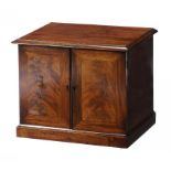 A VICTORIAN MAHOGANY COLLECTOR'S CABINET, C1880 fitted with six drawers, 37cm h; 32 x 44cm ++