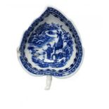 A CAUGHLEY BLUE AND WHITE BUTTER BOAT, C1779-88 printed with the Fisherman pattern, 8.5cm l