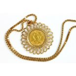 GOLD COIN.  HALF SOVEREIGN 1899, SET IN A GOLD PENDANT ON 9CT GOLD NECKLACE, 20.5G