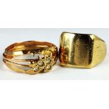 A DIAMOND RING IN GOLD AND A GOLD SIGNET RING, BOTH DAMAGED, 6.9G
