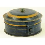 A VICTORIAN BLACK AND GILT JAPANNED TIN SPICE BOX, THE CENTRAL COMPARTMENT CONTAINING THE ORIGINAL