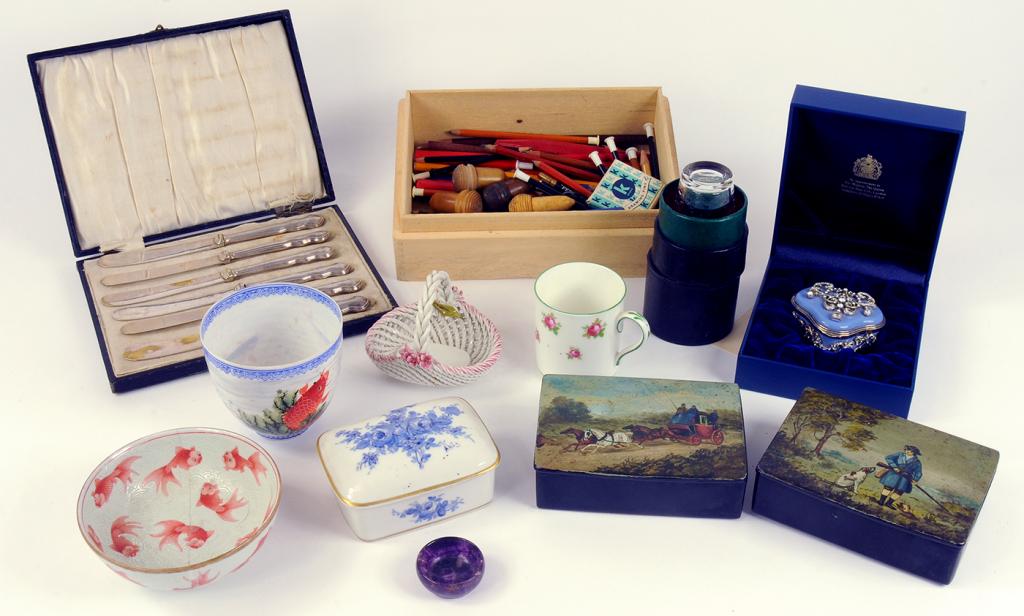 TWO PAINTED PAPIER MACHE BOXES, WITH THE LID COACHING OR SPORTING SCENE, MISCELLANEOUS ORNAMENTAL