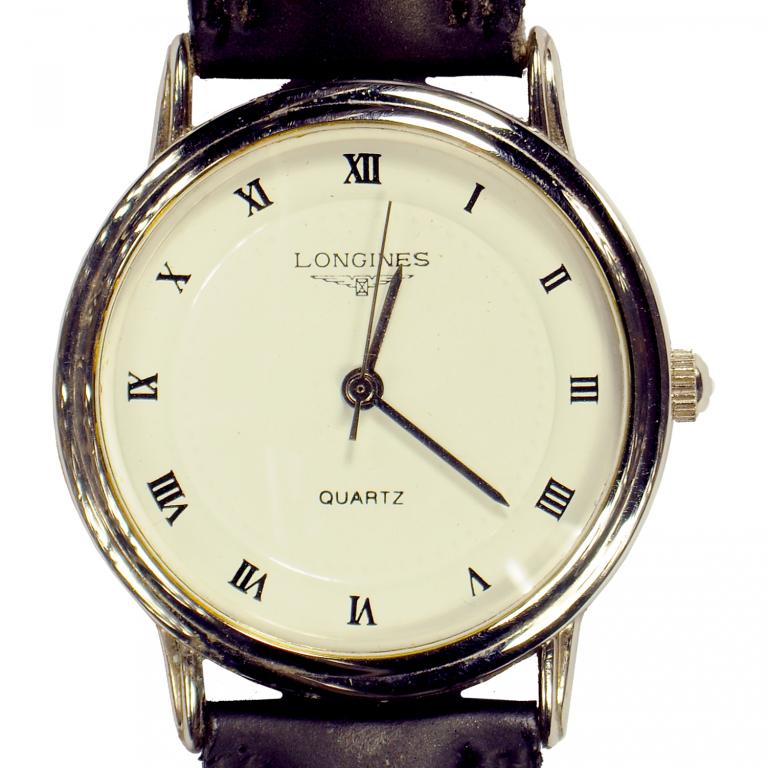 A LONGINES STAINLESS STEEL QUARTZ GENTLEMAN'S WRISTWATCH