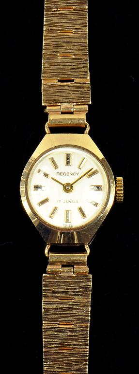 A REGENCY 9CT GOLD LADY'S WRISTWATCH, 16.4G GROSS