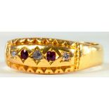 A RUBY AND DIAMOND RING IN GOLD, MARKED 18CT, 3.5G