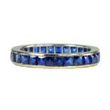 A SAPPHIRE ETERNITY RING, 2.6G