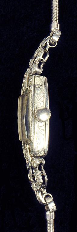 AN ART DECO DIAMOND SET PLATINUM COCKTAIL WATCH ON 9CT WHITE GOLD BRAZILIAN MESH BRACELET - Image 4 of 5