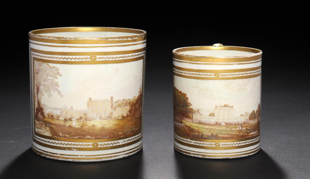 A GRADUATED PAIR OF COALPORT MUGS, OUTSIDE DECORATED, PROBABLY AT MANSFIELD, C1799-1802 painted to