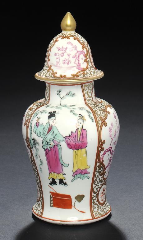 A RARE DERBY CHINESE STYLE JAR AND COVER, C1790-1800  enamelled and gilt with a 'Mandarin'