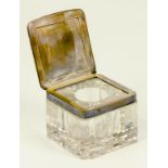 A  GEORGE V SILVER MOUNTED SQUARE GLASS INKWELL, BIRMINGHAM 1915