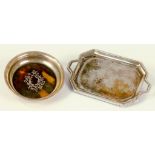 A GEORGE V TORTOISESHELL INSET SILVER DISH, LONDON 1920 AND A SILVER MINIATURE TEA TRAY, 2OZS GROSS