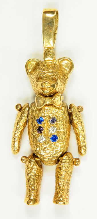 A SAPPHIRE AND DIAMOND SET GOLD TEDDY BEAR PENDANT FULLY ARTICULATED 19.8G