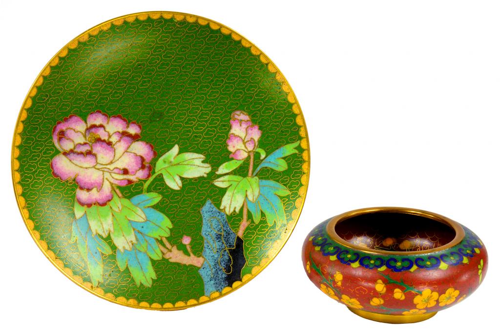 A GROUP OF JAPANESE CLOISONNÉ ENAMEL WARE, MEIJI AND LATER  including a pink ground vase, 31cm - Image 2 of 2