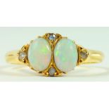 AN OPAL AND DIAMOND RING IN 18CT GOLD, BIRMINGHAM 1903, 2.7G GROSS