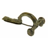 A ROMANO-BRITISH BRONZE CROSSBOW TYPE BROOCH, 4TH CENTURY  6.8cm l (ex Alex Szolin, Nottingham)