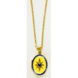 A SAPPHIRE SET 18CT GOLD AND GUILLOCHE ENAMEL LOCKET AND AN 18CT GOLD NECKLET, 22G