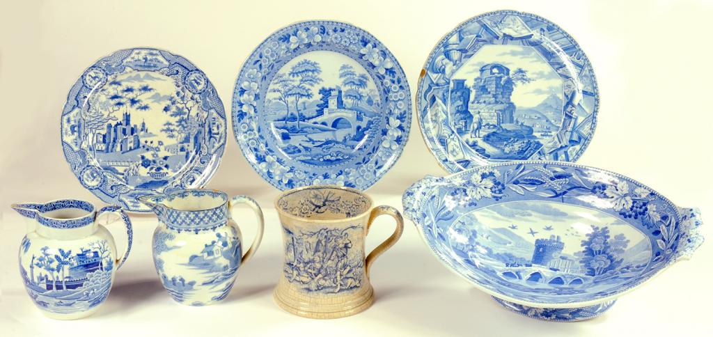 SEVEN SPODE AND OTHER ENGLISH BLUE PRINTED EARTHENWARE PLATES AND OTHER ITEMS, C1815-25 impressed