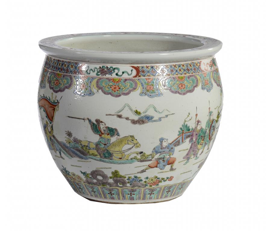 A CHINESE FAMILLE ROSE FISH BOWL, 19TH/20TH C enamelled with warriors and rocks, 33cm h ++In fine