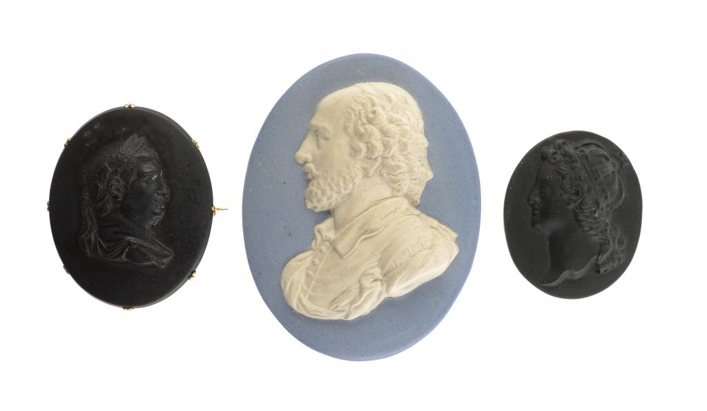 A WEDGWOOD AND BENTLEY BLACK BASALT   MEDAL OF GEORGE II, A WEDGWOOD BLACK BASALT CAMEO OF VITELLIUS