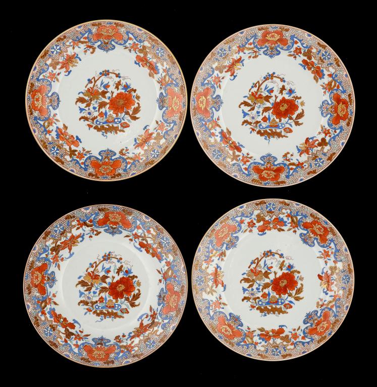 ONE AND A SET OF THREE CHAMBERLAIN'S WORCESTER PLATES MADE AS REPLACEMENTS FOR A CHINESE EXPORT