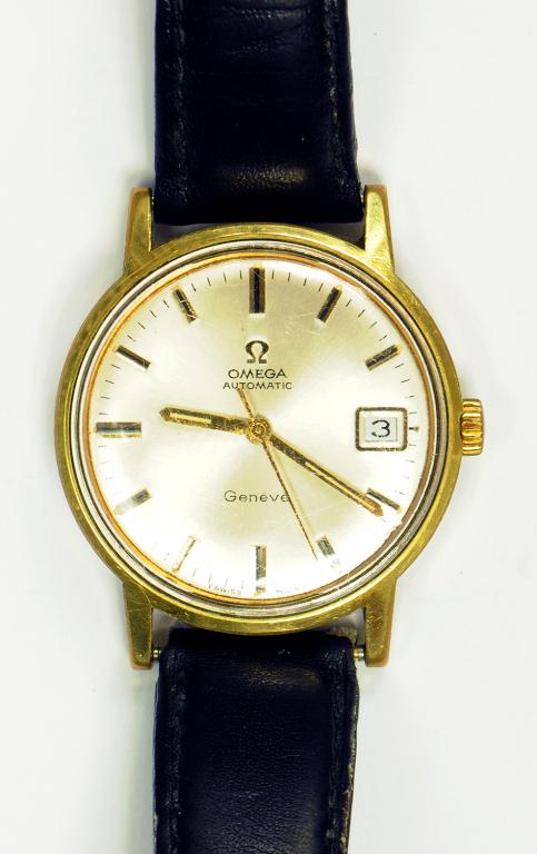 AN OMEGA GOLD PLATED SELF WINDING GENTLEMAN'S WRISTWATCH WITH DATE