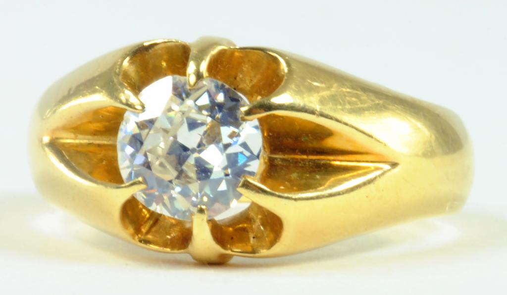 A DIAMOND SOLITAIRE RING IN 18CT GOLD, CHESTER 1924, 8.1G GROSS