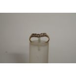 A cubic zirconia 9ct gold ring, finger s