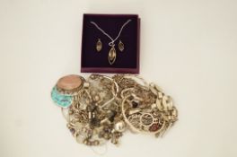 A collection of silver and silver coloured jewellery,