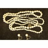 A graduated two row cultured pearl necklace the 88 and 93 pearls of approximately 3.