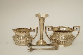 A silver cream jug and two handled sugar basin, by Mappin Brothers, Birmingham 1896, 141g (4.