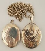 A late Victorian oval locket, circa 1880, with applied two colour floral decoration, 4.