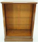 A 19th century mahogany standing bookcase, with three adjustable shelves , 122.