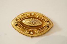 A Victorian gold brooch,