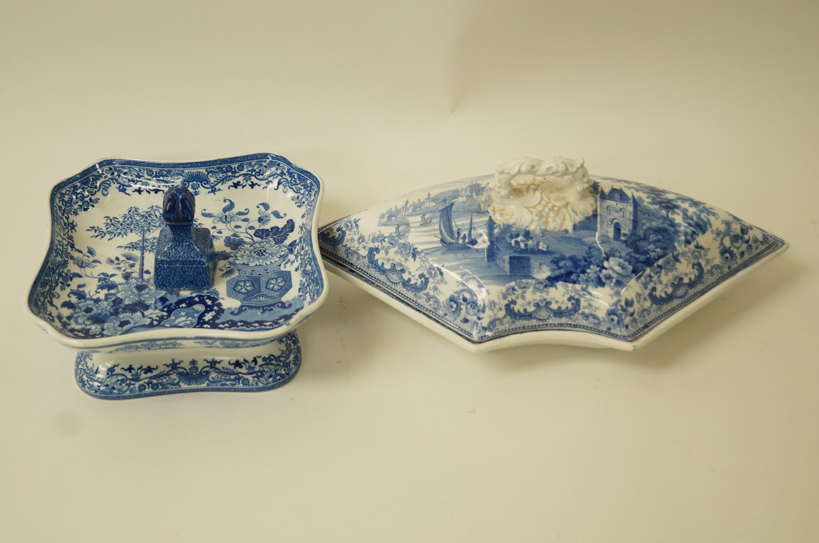 An early 19th century pearlware "semi china" rectangular tazza with flame finial,