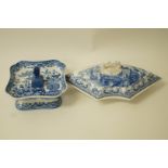 An early 19th century pearlware "semi china" rectangular tazza with flame finial,