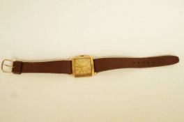 Avia, a 9ct gold gentleman's mechanical wrist watch,