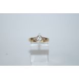 A 9ct gold dress ring,