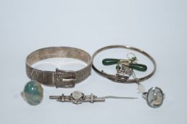 Various silver jewellery including a modern textured 'buckle' bangle, Birmingham 1971,