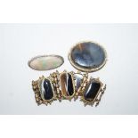 A  Victorian gilt metal agate mounted bracelet, with a gilt metal agate panel brooch,