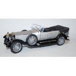 A Franklin Mint model of a 1925 Rolls-Royce Silver Ghost,