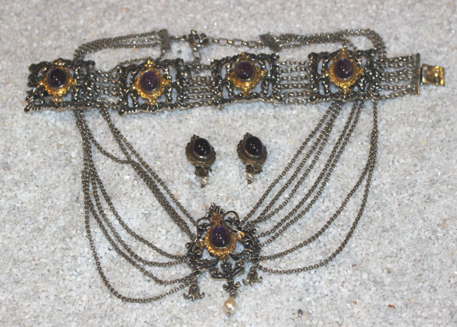 Reserve: 90 EUR        Silber Trachtenschmuck-Set: Collierkette mit 7 Ketten, Perle und Amethyst