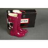 Pair of Hunter Original Gloss ladies Wellingtons, Violet (7), new.