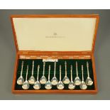 A cased set of thirteen Apostle spoons, each with titled Apostle, 667/1000 The Birmingham Mint 1976.