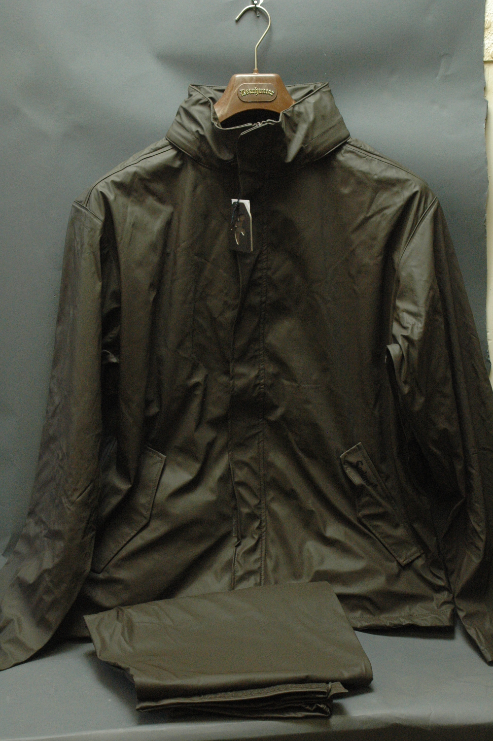 Seeland Rainy Set waterproof jacket with hood and trousers (L) new.