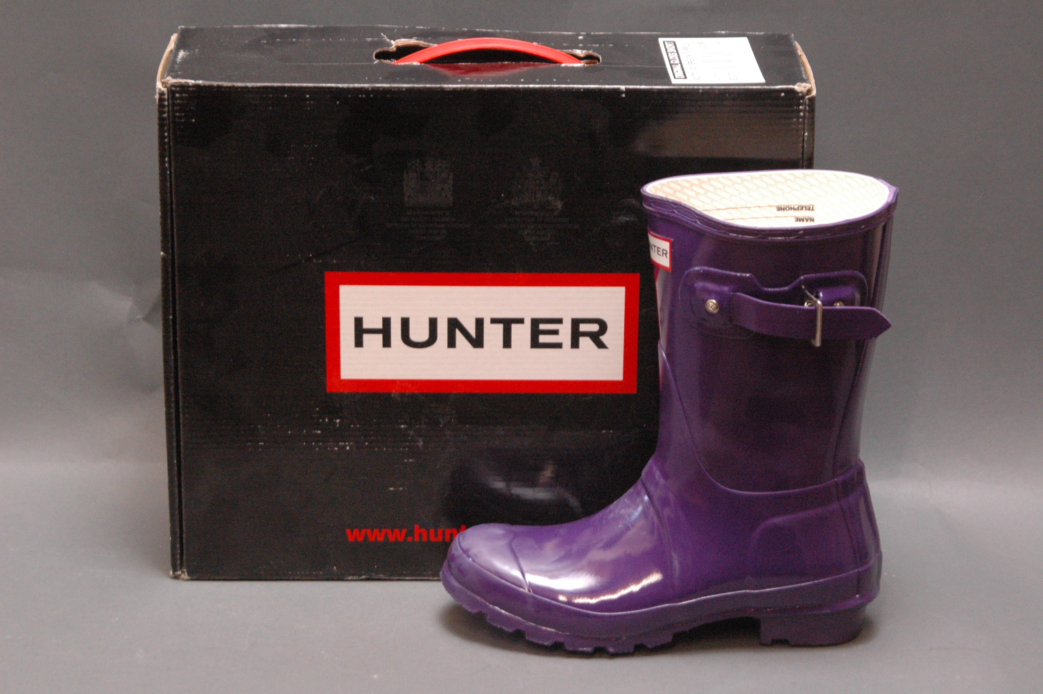 Pair of Hunter ladies short wellingtons, sovereign purple, (UK 4) new.